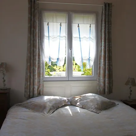 Bed & Breakfast Le Presbytere Chaise-Dieu-du-Theil
